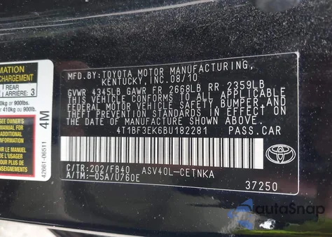 2011 Toyota Camry Le/Se/Xle z USA, uszkodzony, nr VIN 4T1BF3EK6BU182281